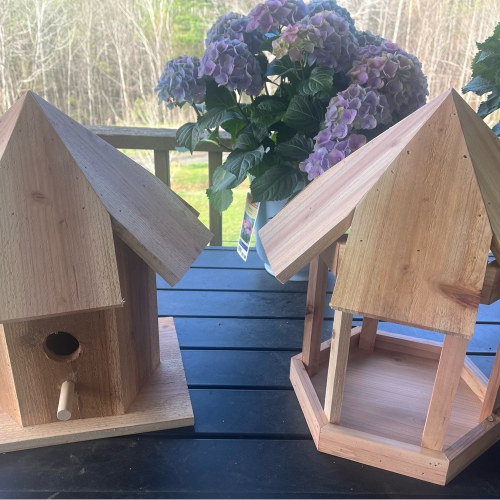 Wooden Birdhouses Set